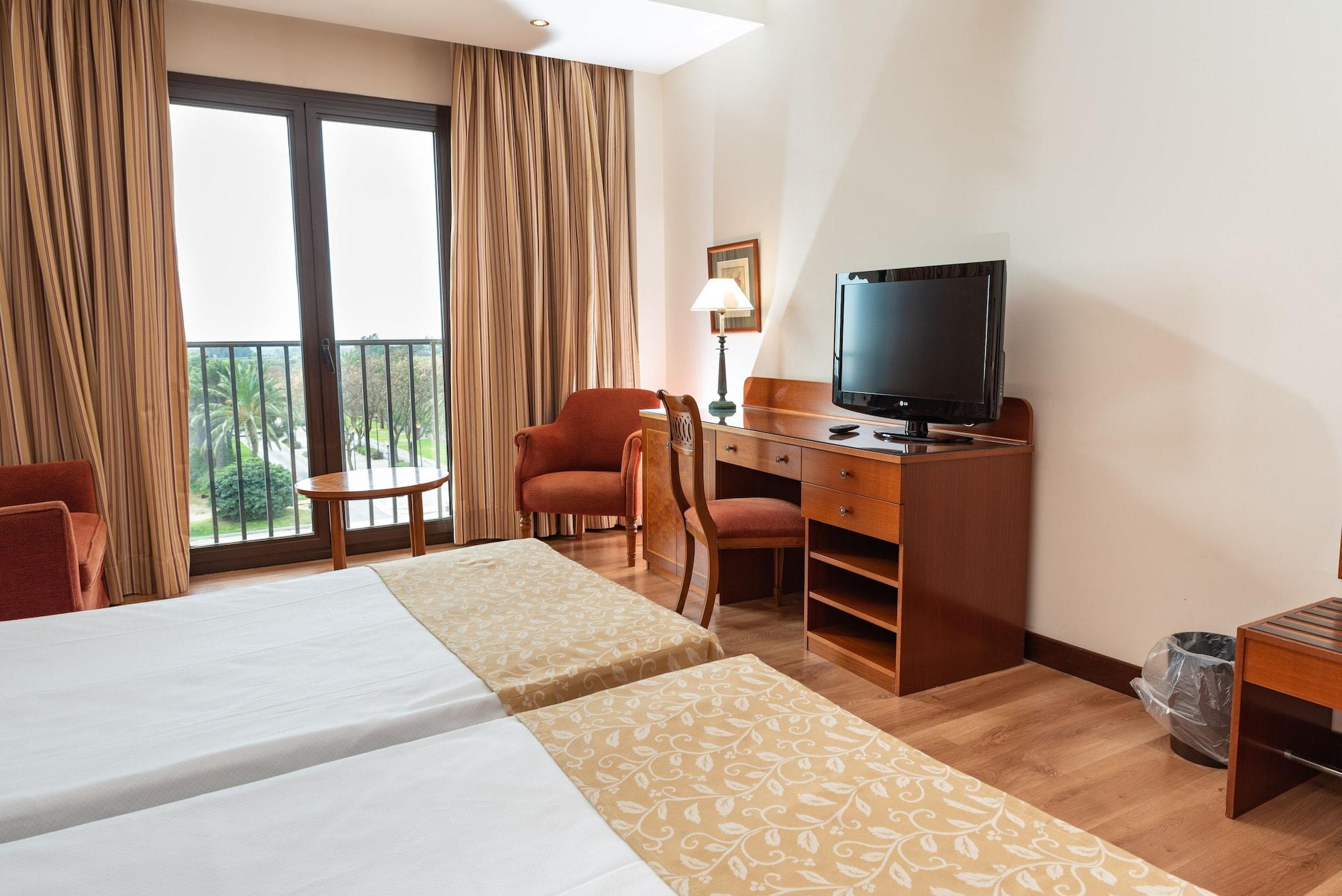 Termes Montbrio Hotel & Spa Montbrió del Camp Екстериор снимка