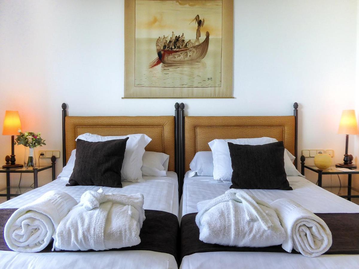 Termes Montbrio Hotel & Spa Montbrió del Camp Екстериор снимка