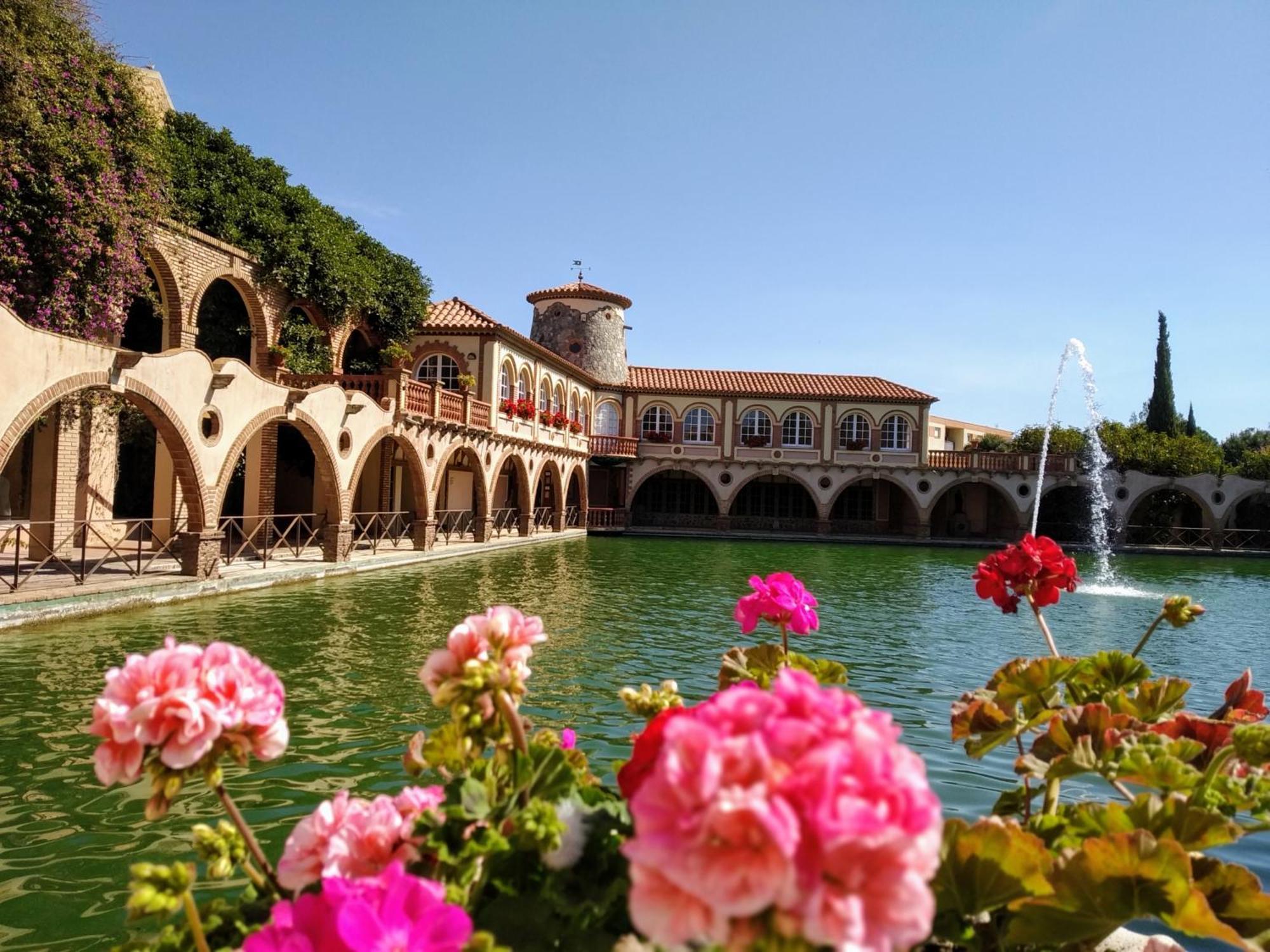 Termes Montbrio Hotel & Spa Montbrió del Camp Екстериор снимка