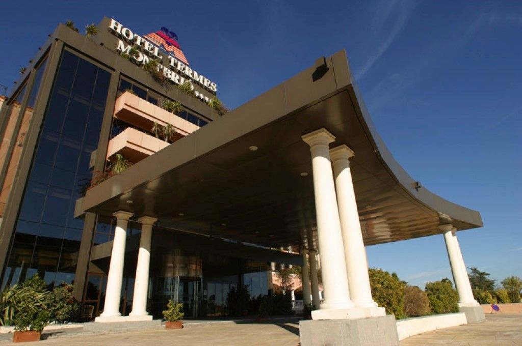 Termes Montbrio Hotel & Spa Montbrió del Camp Екстериор снимка