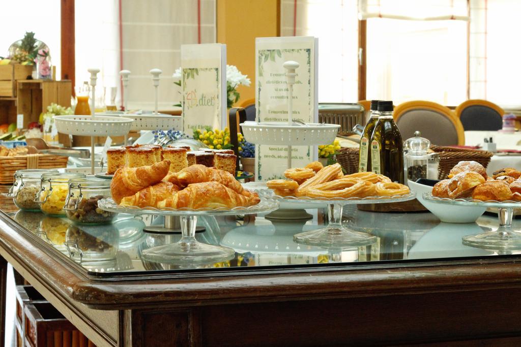 Termes Montbrio Hotel & Spa Montbrió del Camp Екстериор снимка
