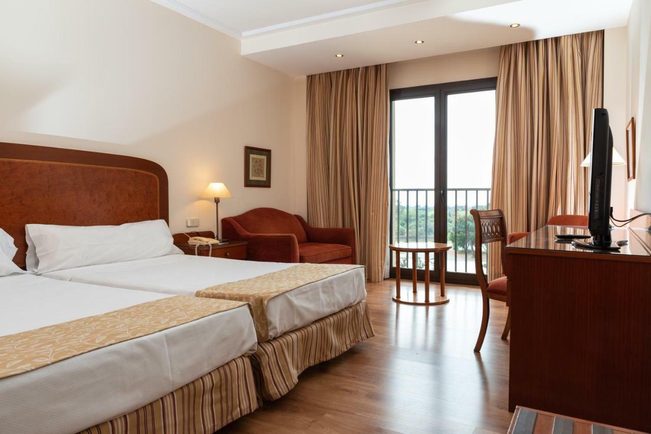 Termes Montbrio Hotel & Spa Montbrió del Camp Екстериор снимка