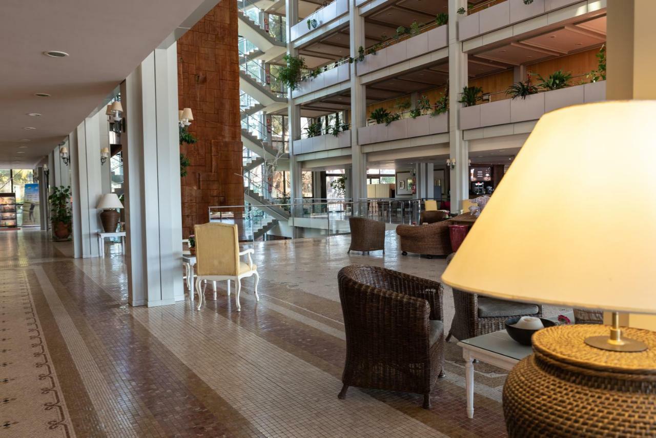 Termes Montbrio Hotel & Spa Montbrió del Camp Екстериор снимка