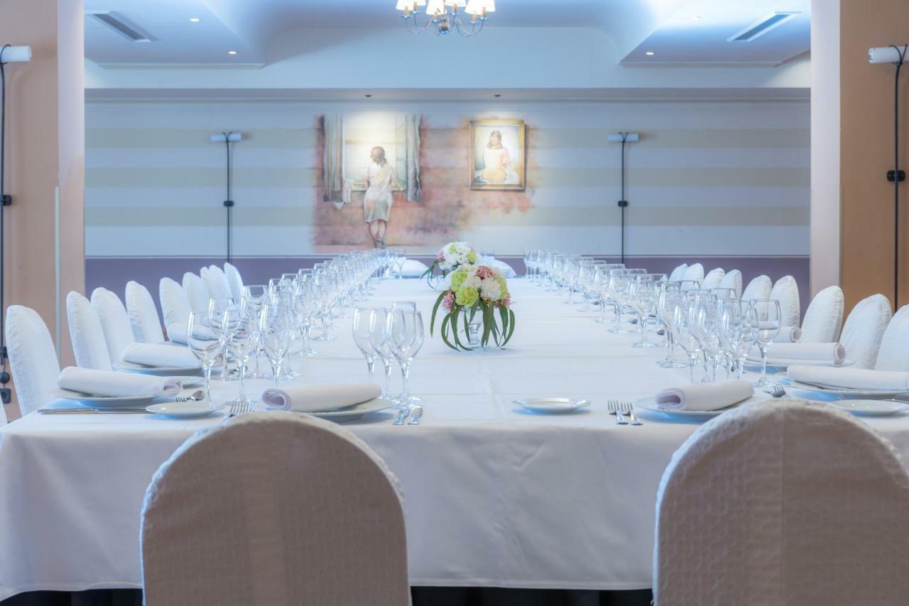 Termes Montbrio Hotel & Spa Montbrió del Camp Екстериор снимка